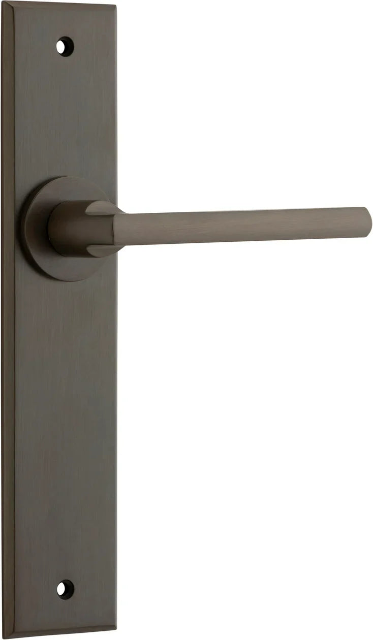 Baltimore Lever - Chamfered Backplate - Entry Point - Iver - Signature Brass - Door Levers