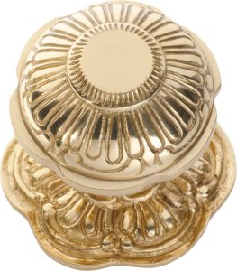 Ornate Centre Door Knobs by Tradco