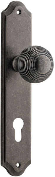 Guildford Knob -  Shouldered Backplate by Iver