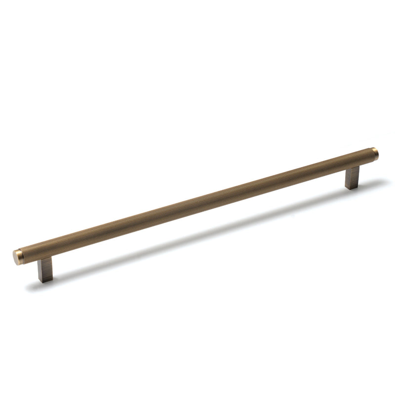 Momo Bellevue Solid Brass Lined Bar Pull