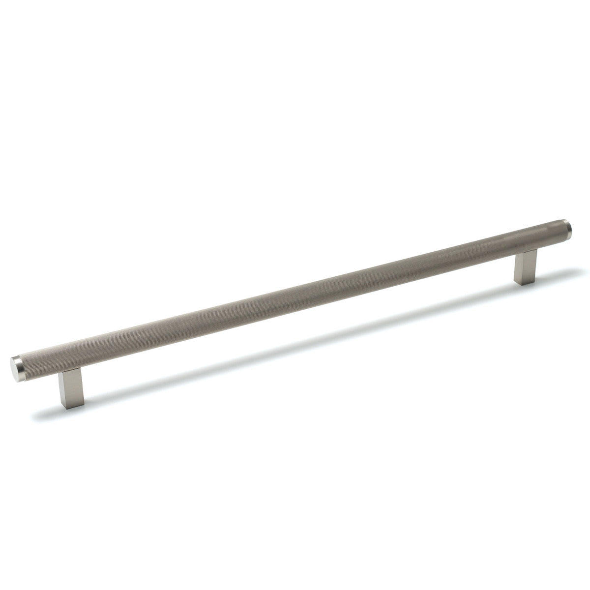 Momo Bellevue Solid Brass Lined Bar Pull