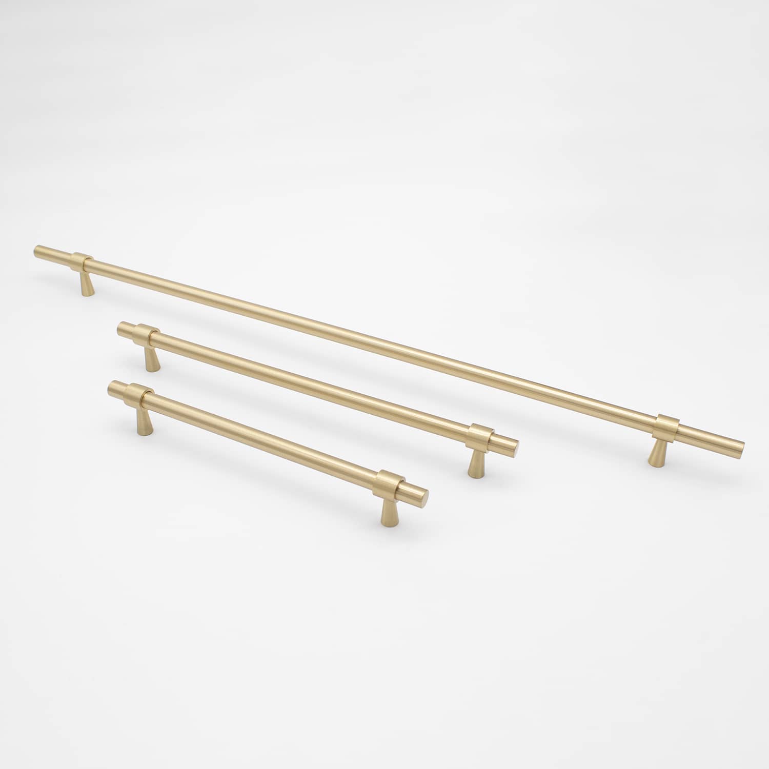 Brushed Brass Timeless Pull - Phoebe - Manovella