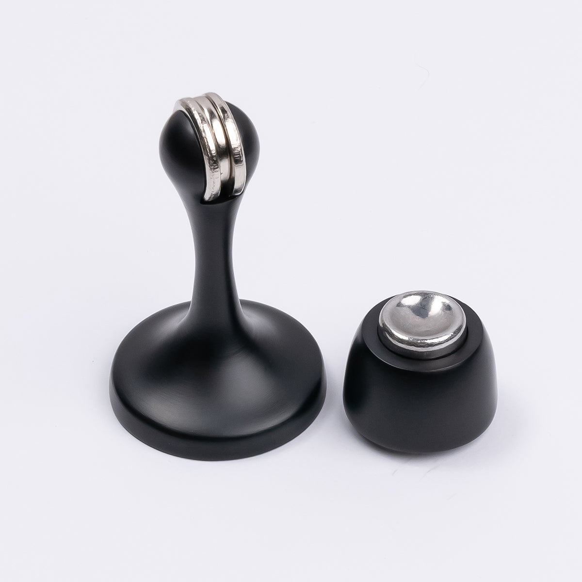 Matt Black Magnetic Door Stop - Manovella