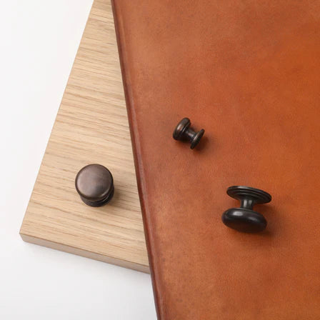 Kew Knob - Antique Bronze