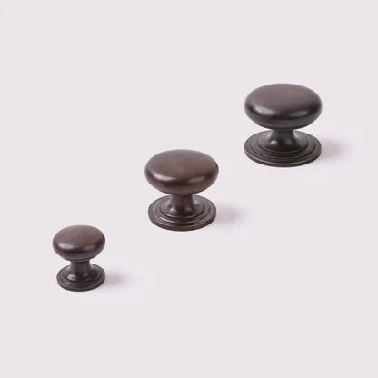 Kew Knob - Antique Bronze