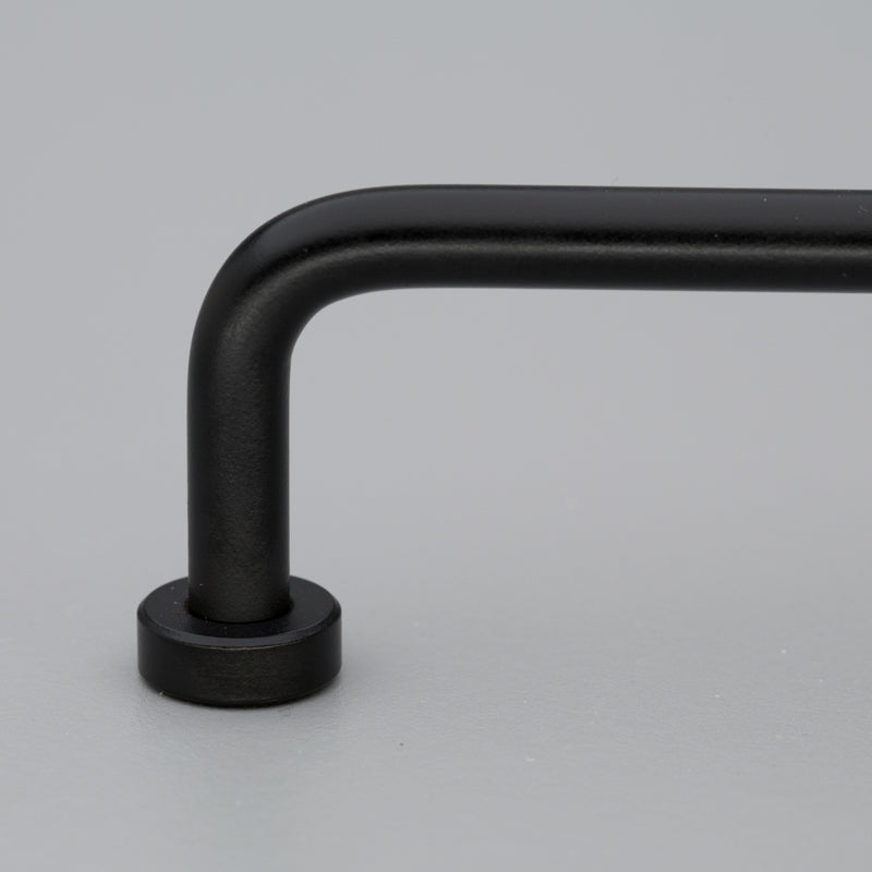 L795 Lounge Handle by Kethy