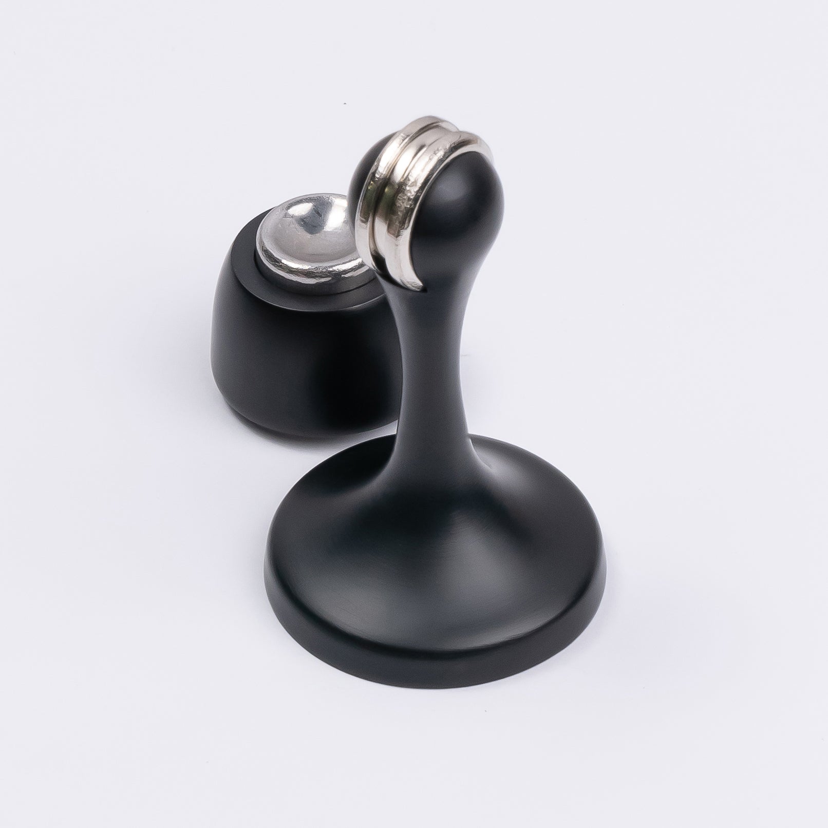 Matt Black Magnetic Door Stop - Manovella