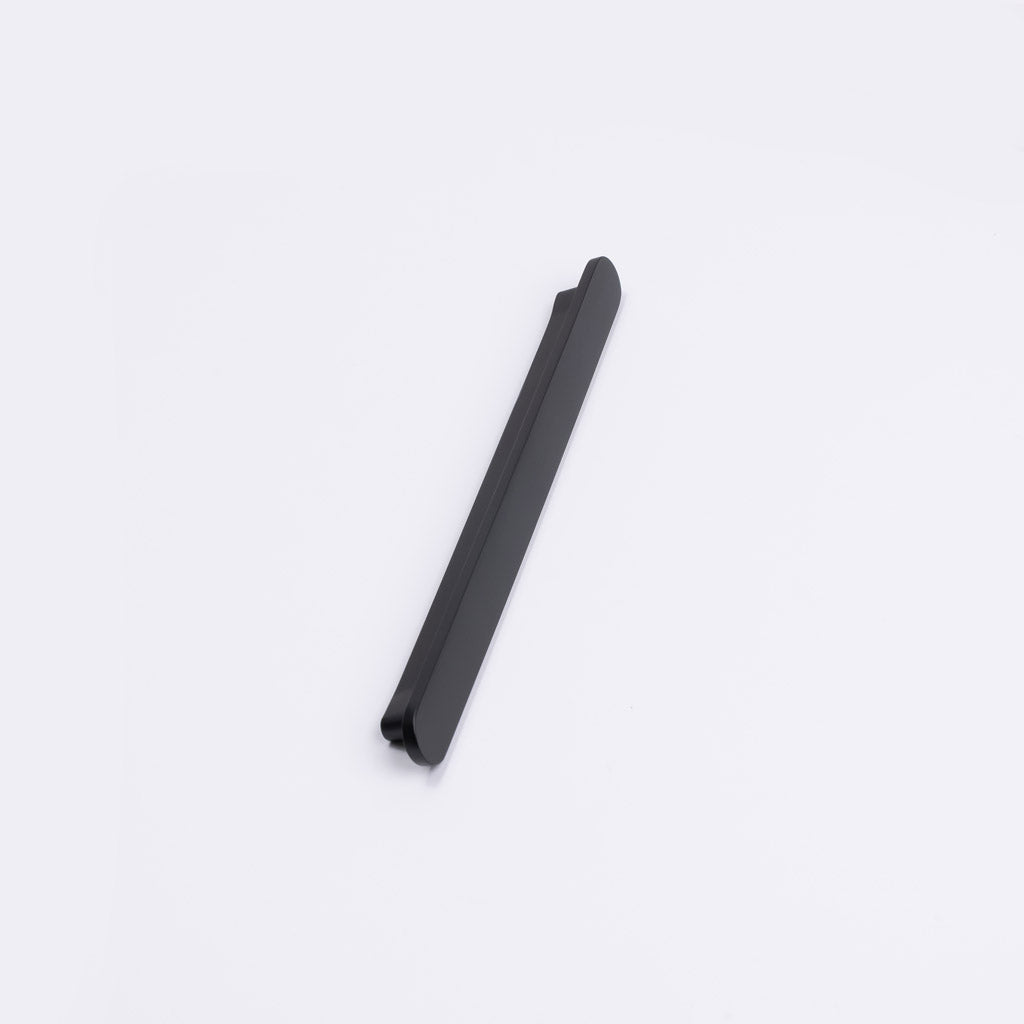 Matt Black Oval Profile Cabinet Pull - Imogen - Manovella