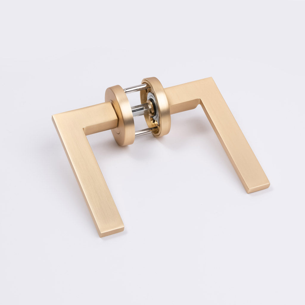 Satin Brass Passage Door Handle - Hamilton - Manovella