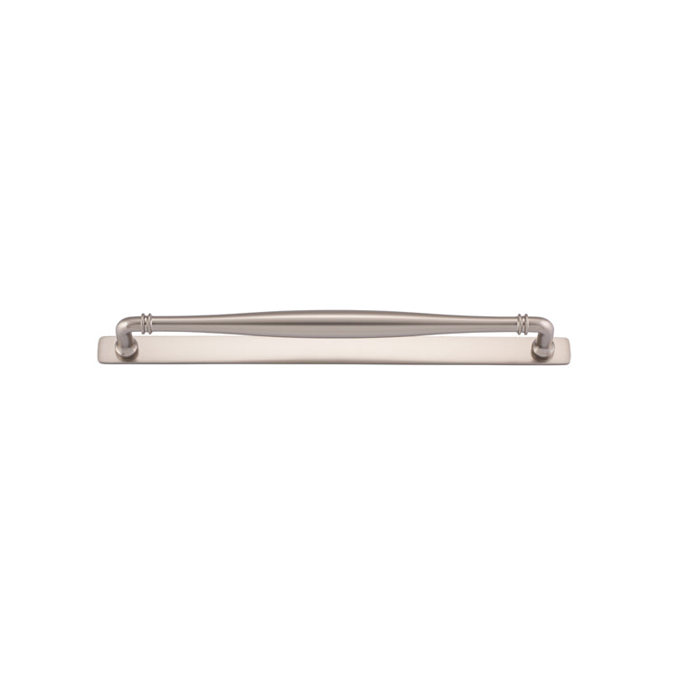 Sarlat Cabinet Pull with Backplate by Iver