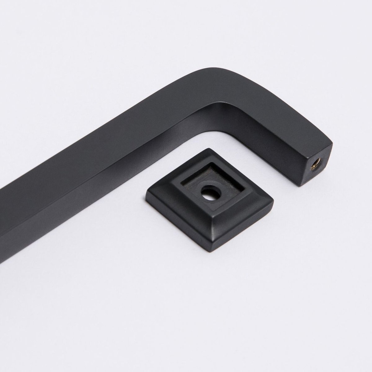 Bronte Handle - Blackest Black By Hepburn - Entry - Point - B256BLB - Hepburn Hardware