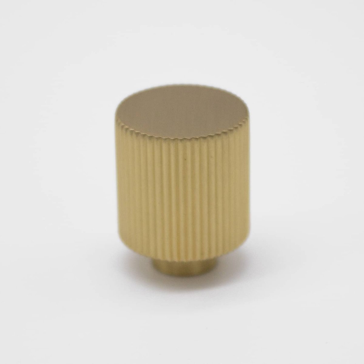 Brushed Brass Fluted Knob - Rhea - Manovella - Entry - Point - CABRHE20BB - Manovella