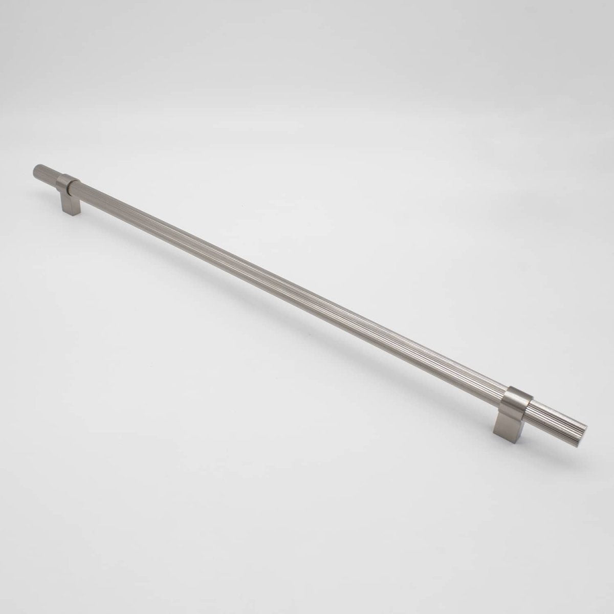 Brushed Nickel Fluted Pull - Cassandra - Manovella - Entry - Point - CABCAS500BN - Manovella