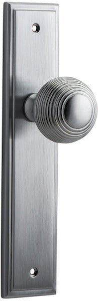 Guildford Knob - Stepped Backplate - Entry - Point - 12342 - Iver