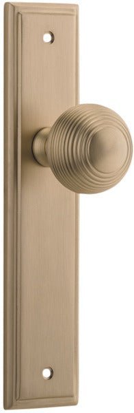 Guildford Knob - Stepped Backplate - Entry - Point - 15342 - Iver