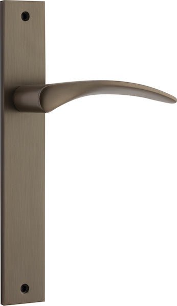 Oxford Lever - Rectangular Backplate - Entry Point - Iver - Signature Brass - Door Levers