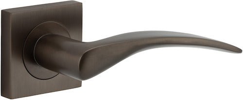 Oxford Lever - Square Rose - Entry Point - Iver - Signature Brass - Door Levers