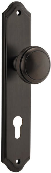 Paddington Knob - Shouldered Backplate - Entry Point - Iver - Signature Brass - Door Knobs