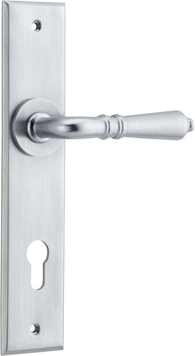 Sarlat Lever - Chamfered Backplate - Entry Point - Iver - Brushed Chrome - Door Levers